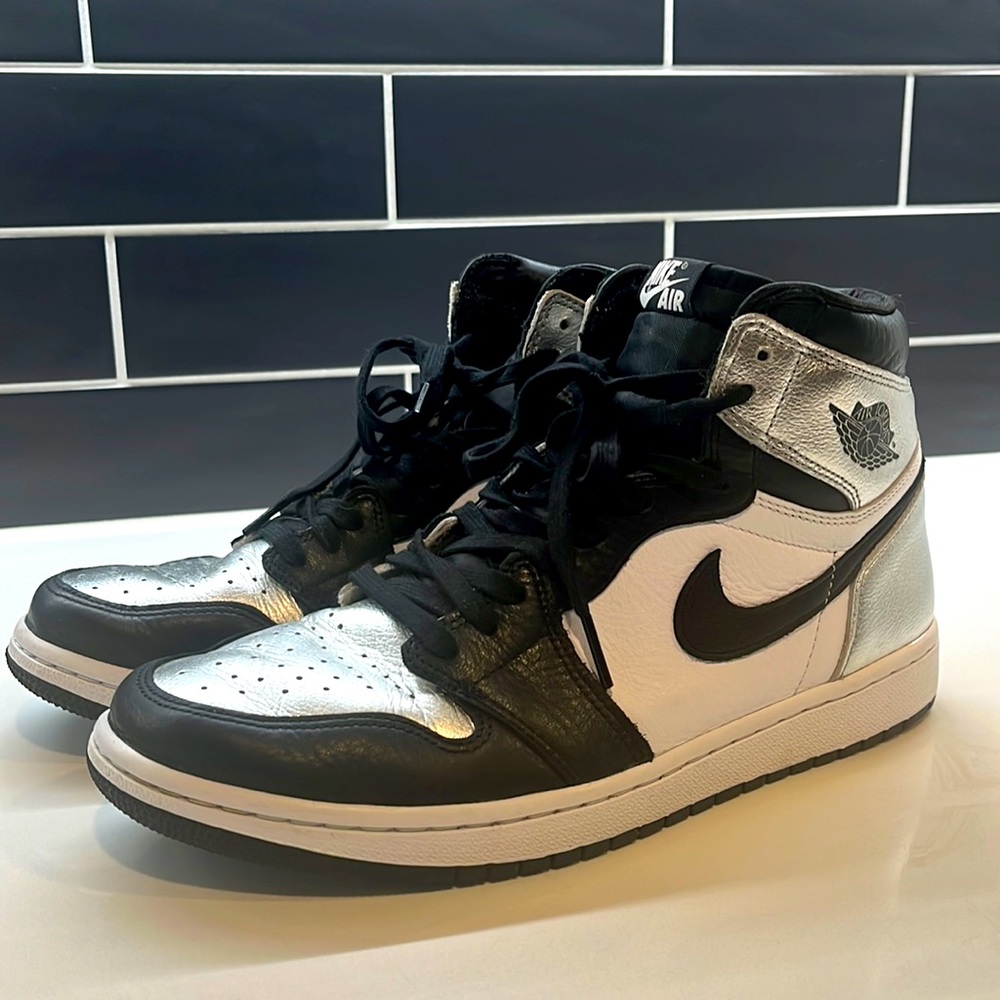 Jordan 1 Retro High Silver Toe